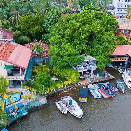 Laluna Ayurveda Resort Bentota Bagian luar foto
