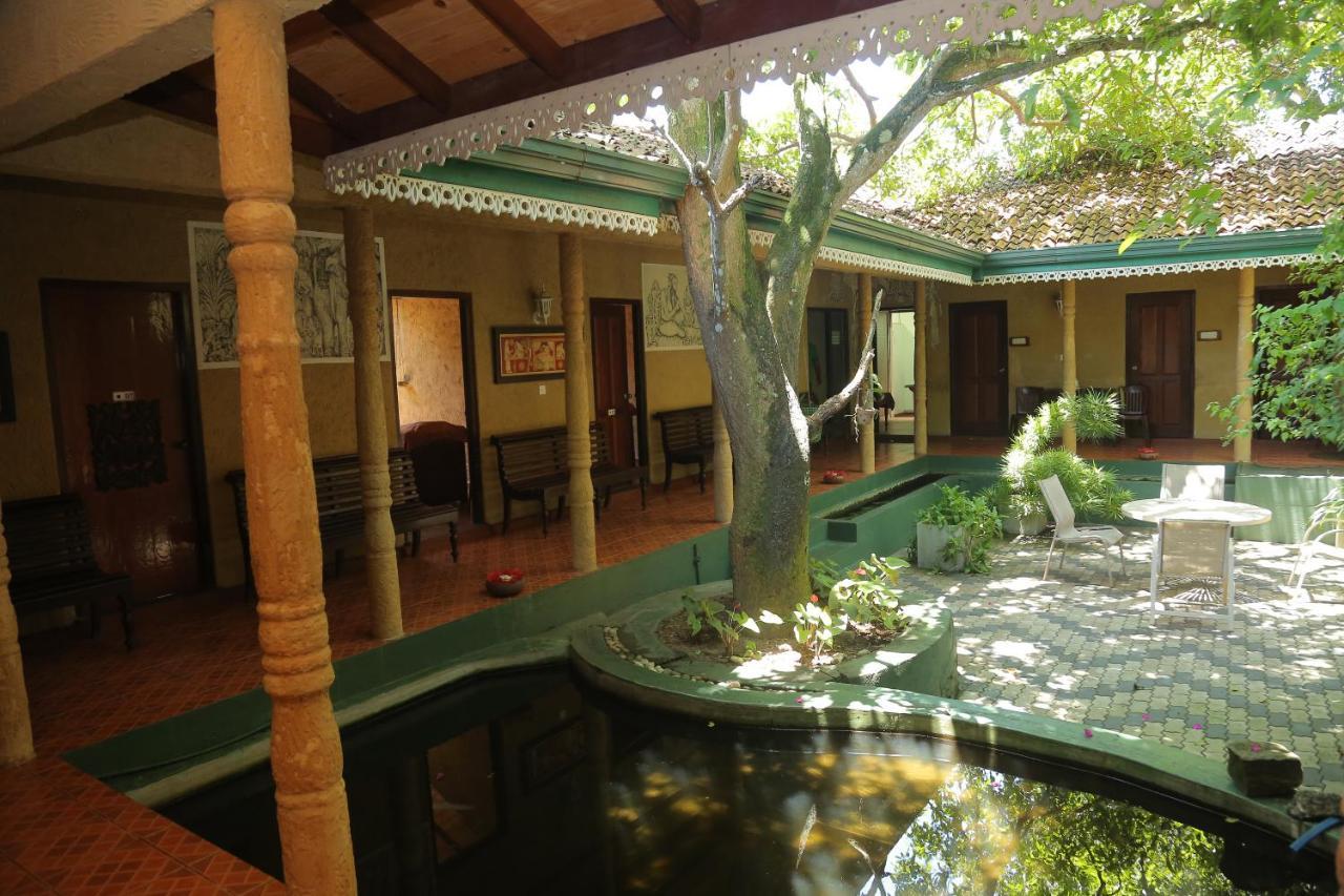 Laluna Ayurveda Resort Bentota Bagian luar foto