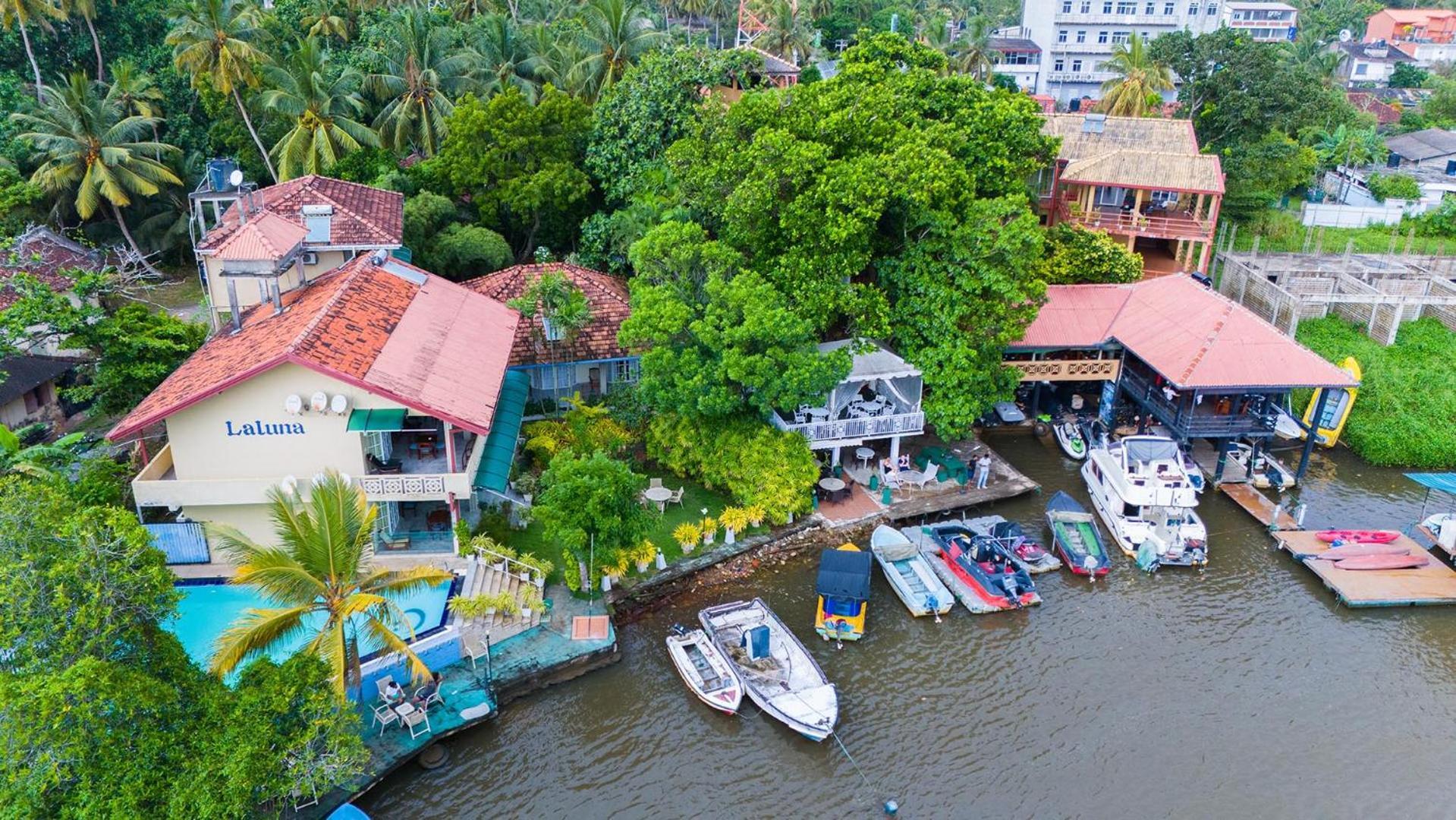 Laluna Ayurveda Resort Bentota Bagian luar foto