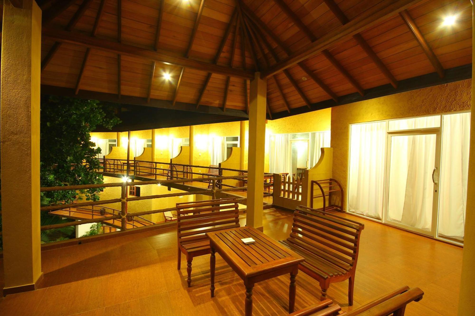 Laluna Ayurveda Resort Bentota Ruang foto